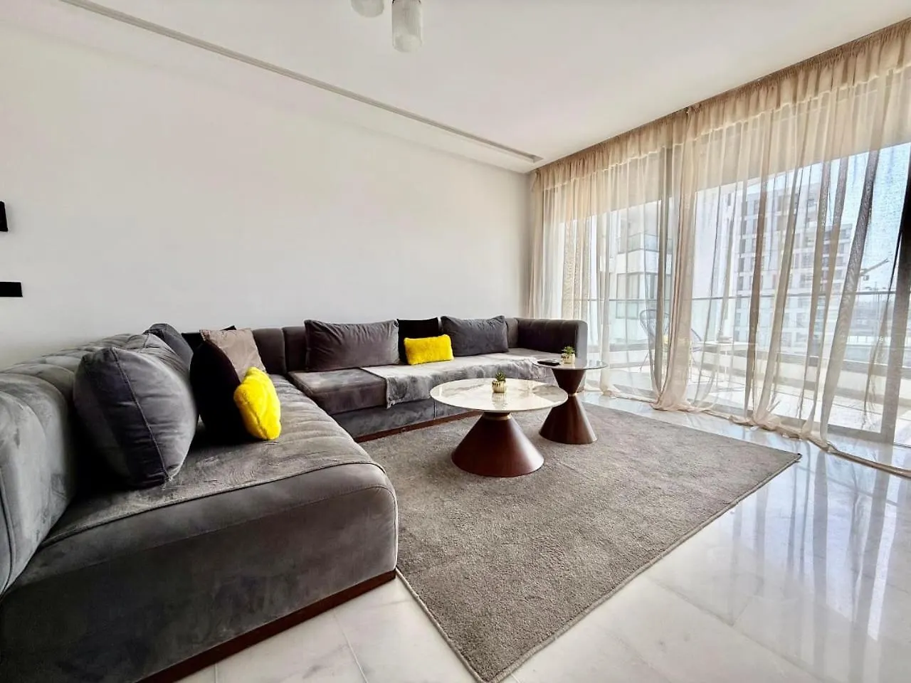 Appart Amir Appartements 2 Chambre Haut Standing Calme Et Securise A Casablanca Cfc 0*,